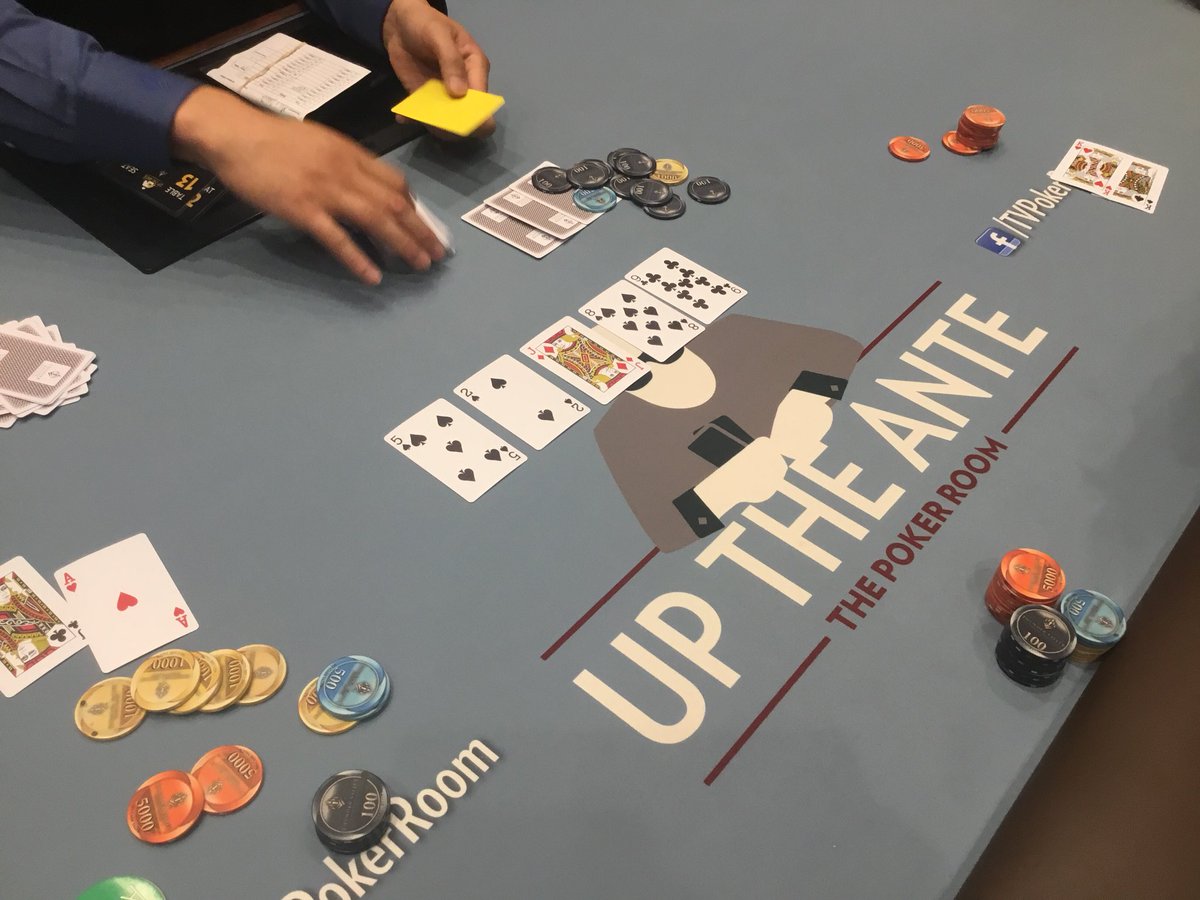 stevewgee's tweet photo. Just busted, ran AJ into KK.  #WPTRollingThunder @TVPokerRoom #gettingitin bad https://t.co/KO3Wgx8nVI