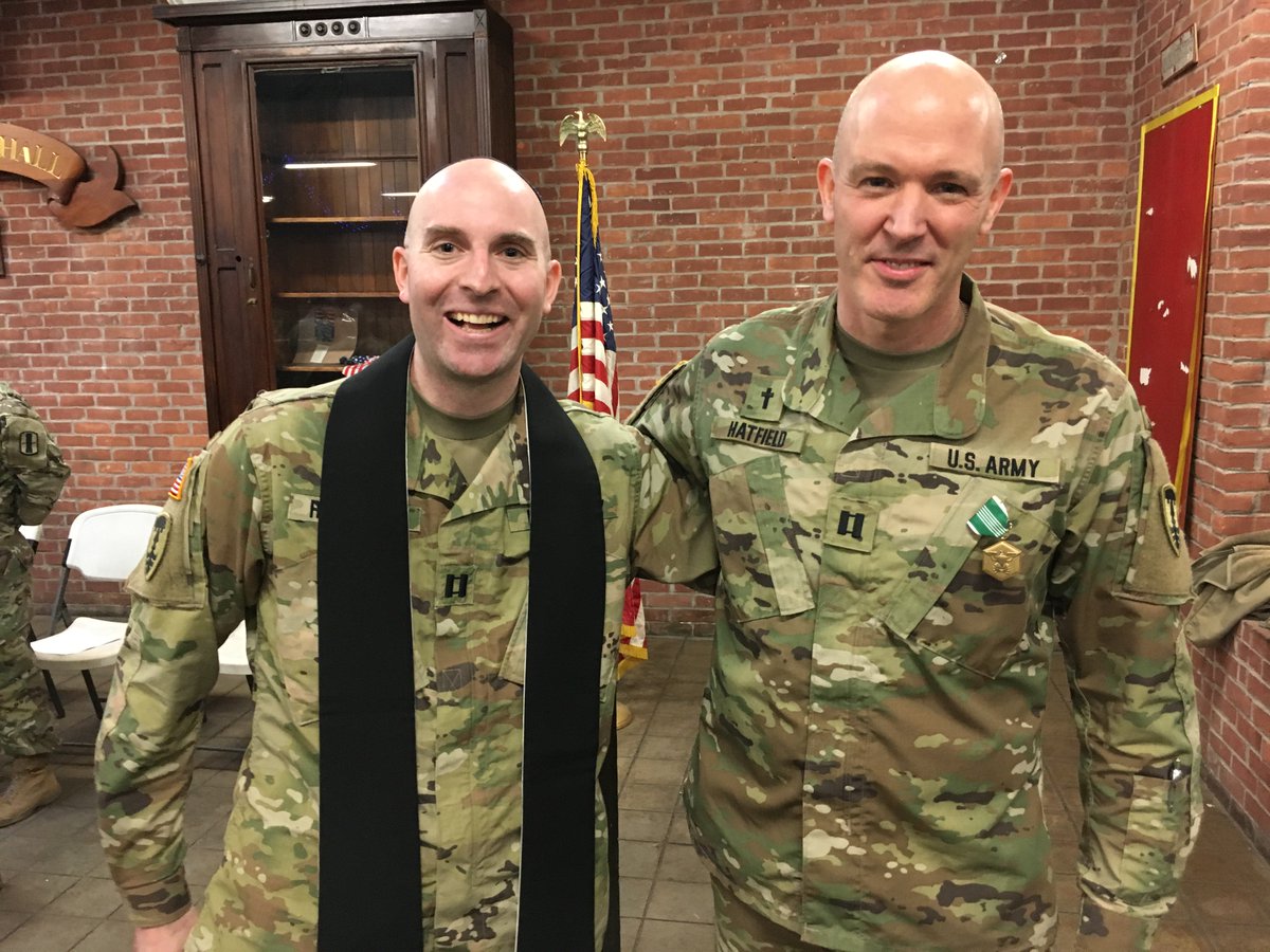 RINationalGuard's tweet photo. Passing of the stole ceremony for the 103rd FA #ArmyChaplains. Thanks and
appreciation to Cpt. John Hatfield for his dedication to #Soldiers. Welcome
incoming chaplain Cpt. Aaron Rozovski, our first #RIARNG Jewish Chaplain.
#RIsHomeTeam https://t.co/XCEG0nDTDU