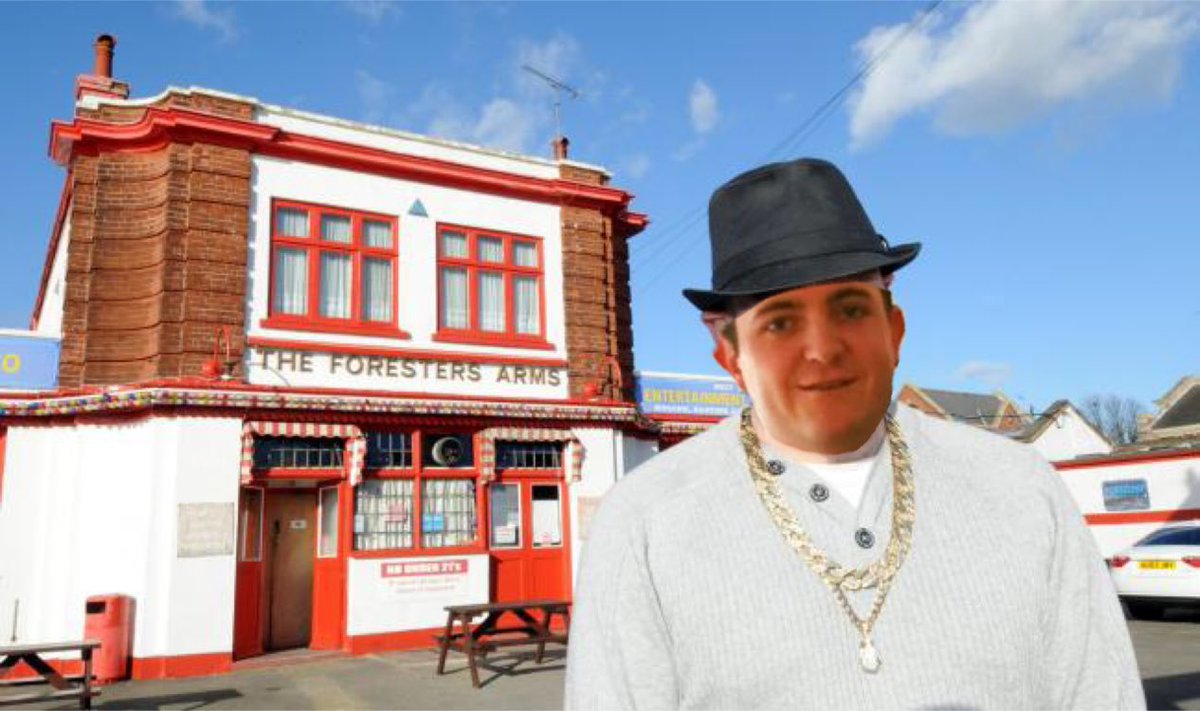 InterTaysNanFC's tweet photo. BREAKING NEWS!:
Inters centre half @Taylor_Simpson9  caught in seedy bar night before match day!
More news to follow! https://t.co/0uYeHwO0Uh