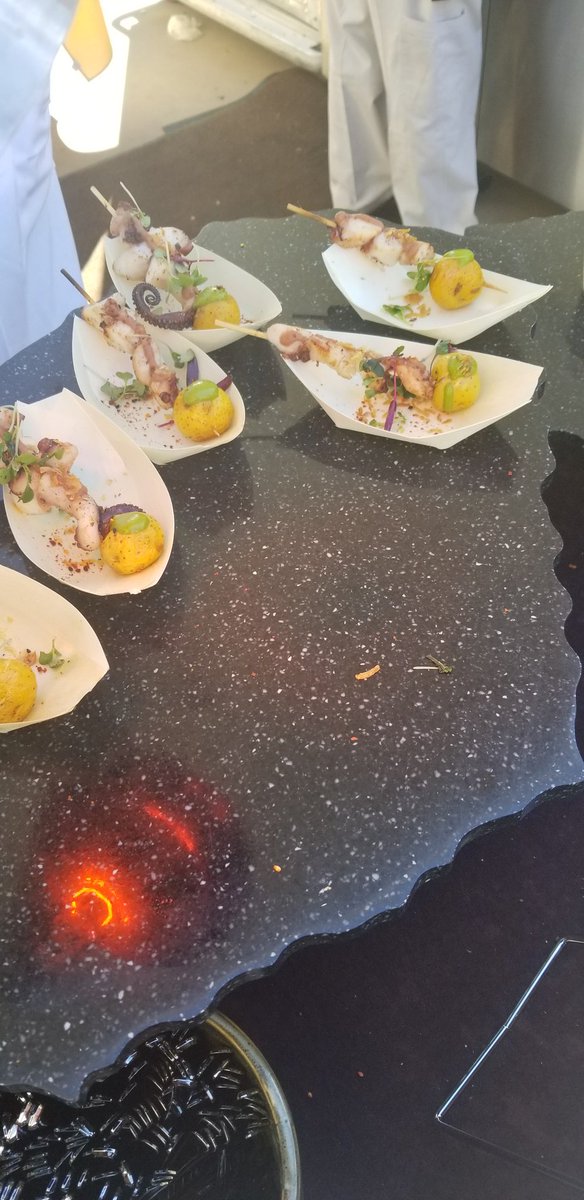 greenlivingaz's tweet image. The best octopus!!! @deseo #ilovedeseo #foodie #DevourPhoenix