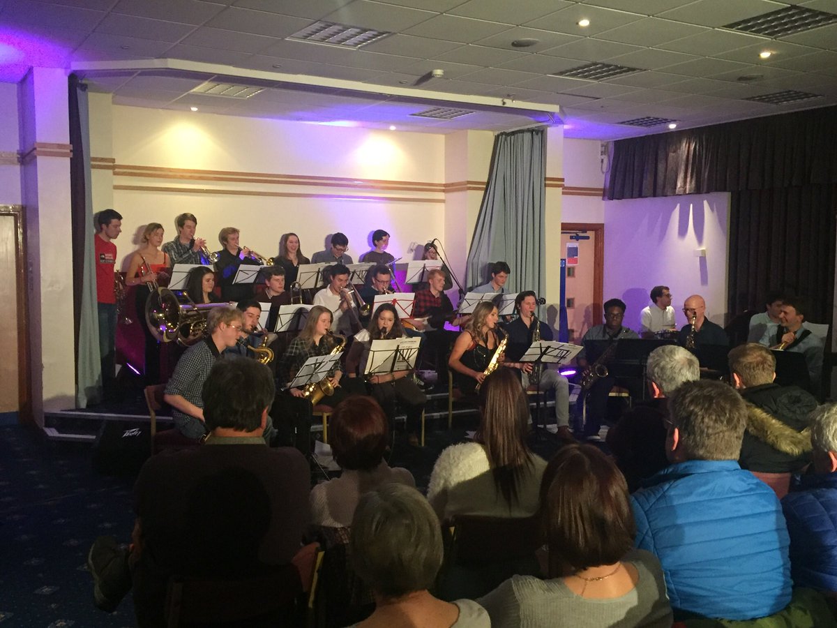ProfDATHarper's tweet photo. It may be cold outside but it’s really warm in here @vanmildert1965. Class performance by #VanMildertBigBand. Wonderful sets, great vocals and an adoring audience. https://t.co/OOF6yQMxOQ