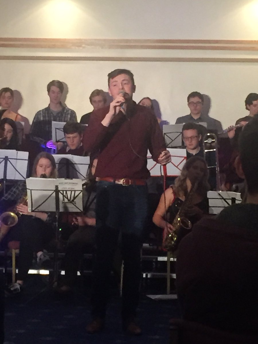ProfDATHarper's tweet photo. It may be cold outside but it’s really warm in here @vanmildert1965. Class performance by #VanMildertBigBand. Wonderful sets, great vocals and an adoring audience. https://t.co/OOF6yQMxOQ
