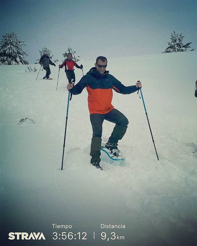 Runzalico's tweet photo. Una actividad diferente sin dejar el fondo y la #montaña, un gran día entre amigos, nieve y buen rollo 😋
#mountainsarecallingandimustgo

#kedadas que molan 💪💪💪 #raquetas #nieve #ibon #pirineos #instarunners #RunneaTeam #runnea #yorunneo https://t.co/cywRuJPfWO https://t.co/QWwvClk3wE