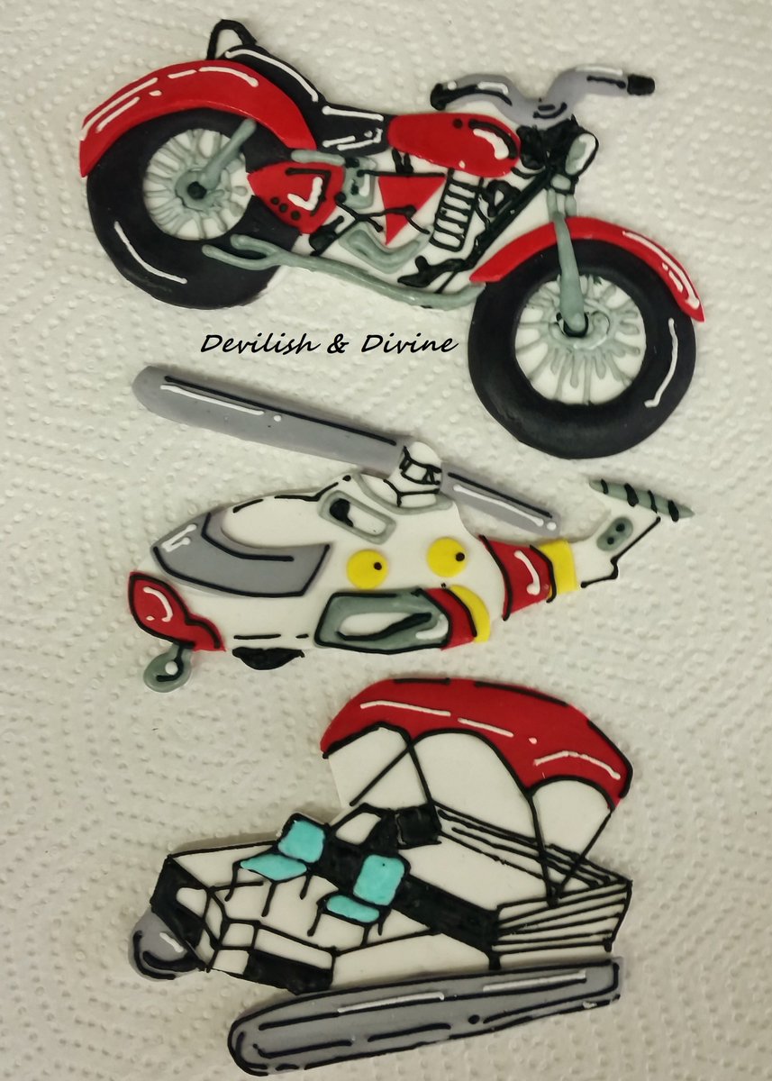 DnDPastry's tweet photo. Because boys want their toys in any form...... #njcakes #njevents #fondant #motorcycles #helicopter #boating #65thbirthday #njcustomcakes #customcakes https://t.co/MZ8W0UWmlX