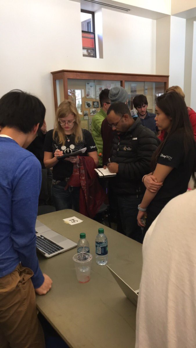 BtaoRecruits's tweet photo. Judging time! @thehacktech #disneytech #GitPumped https://t.co/nJUDskpeLP
