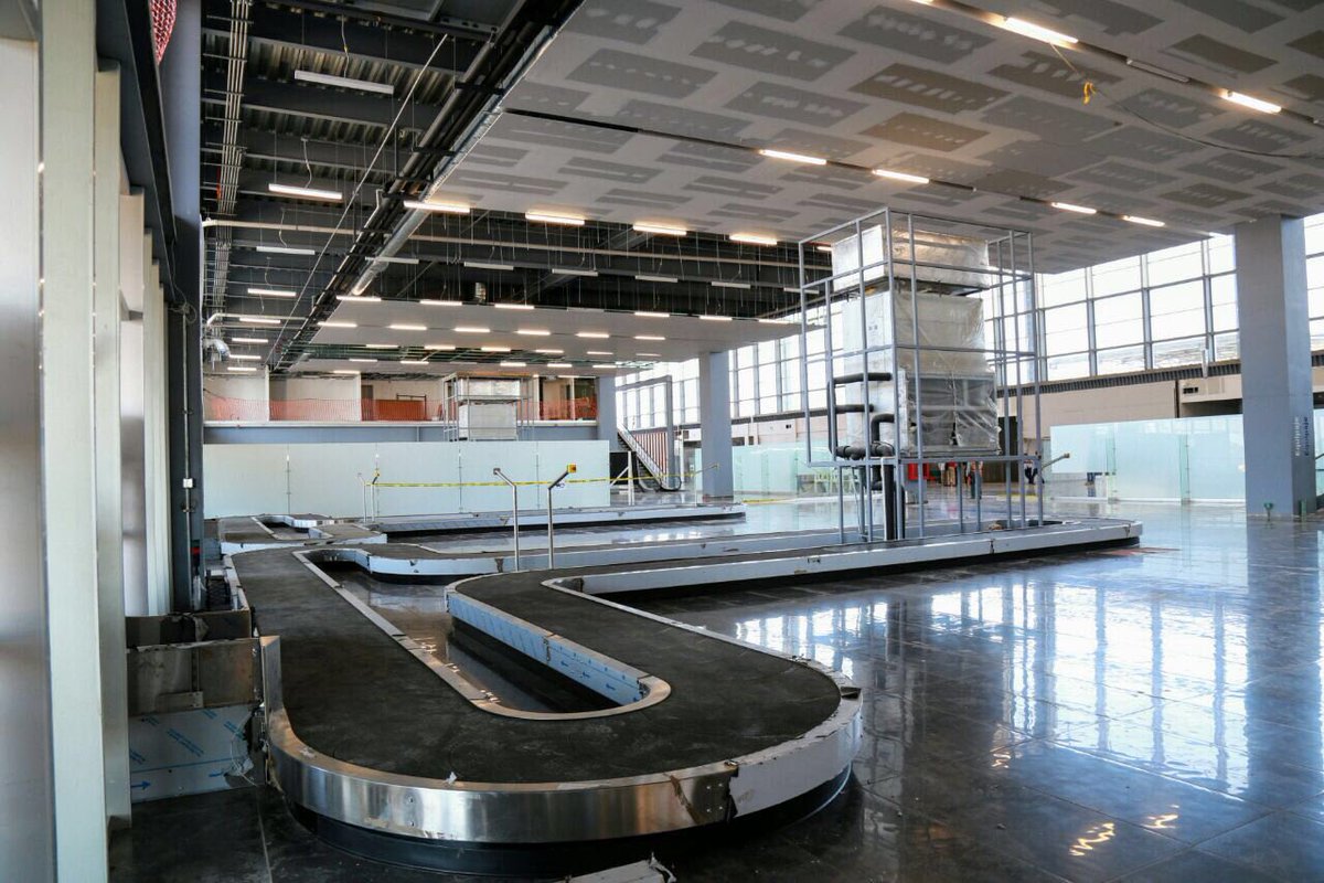 HectorAstudillo's tweet photo. La nueva Terminal del Aeropuerto será de clase mundial; aquí se invierten más de 600 MDP en infraestructura de primer nivel, tecnología antisísmica y protección ante el embate de huracanes. Es una gran obra que impulsa el sector turístico de Acapulco. https://t.co/KCYNNMF8Or