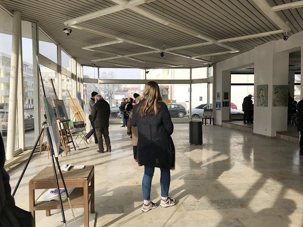 ffkni's tweet photo. Kalt! Die Eisige Ausstellung war unerwartet sonnig und superschön! #ffkni #neuisenburg #kunstraum #glaspalast #kalt https://t.co/zB23L1XgyK