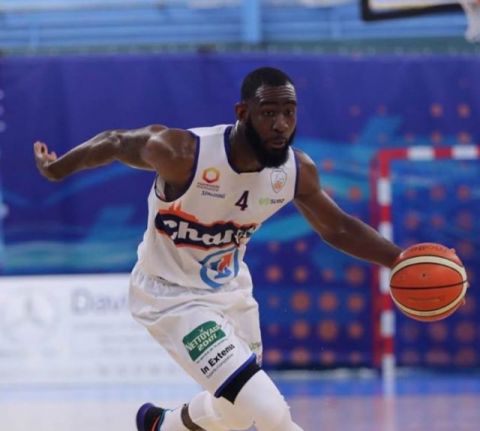 Julien_Durecu's tweet photo. Will Felder (@Ambitious_Willy) cumule 32 points et 7 rebonds dans la victoire de @ubcmbasket à @BCO_Officiel. https://t.co/GVZ3v2z22Y
