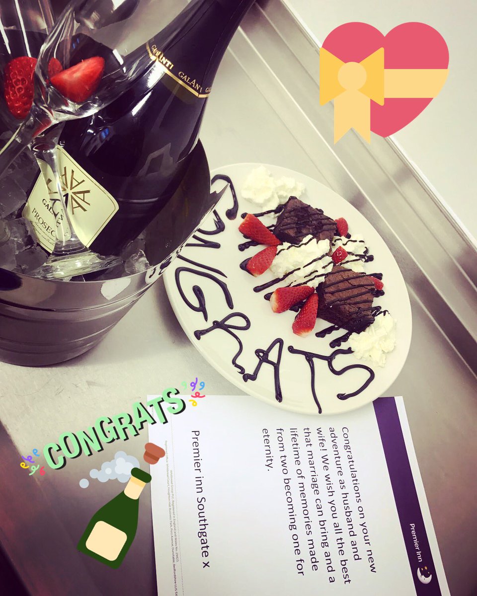 Newly Weds in house! Looking good <a href="/AngelicAyesh/">Ayesh</a> 😍 #piwow #supersouthgate <a href="/brunner79/">Alexandra Brunner</a> <a href="/SDEBDD/">simon ewins</a> <a href="/Marco_Depadepa/">Marco De Pasquale</a>