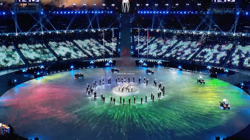 WWEXOL's tweet photo. Goal: ✨5K RT
          ✨1K Replies
#EXOL #iHeartAwards #BestFanArmy @weareoneEXO https://t.co/KJxrg8JrYK