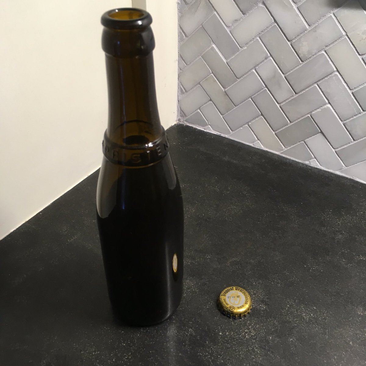 RSchmidtBrewing's tweet photo. Yes this just happened because I have great beer drinking friends. It was delicious. #Westvleteren https://t.co/4GA2DYRZCs