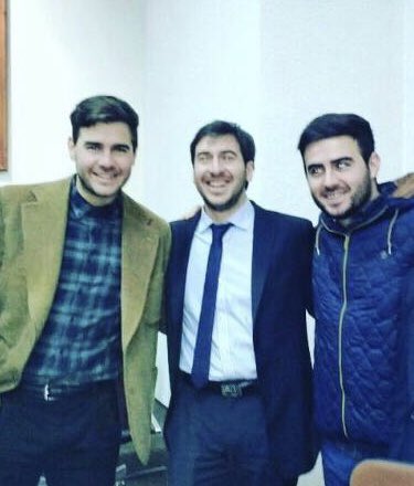 rodoabenitez's tweet photo. Celebro cada día compartir la vida con ustedes. Feliz #DiaDelHermano ¡Los quiero! https://t.co/qdxHMLOTX1