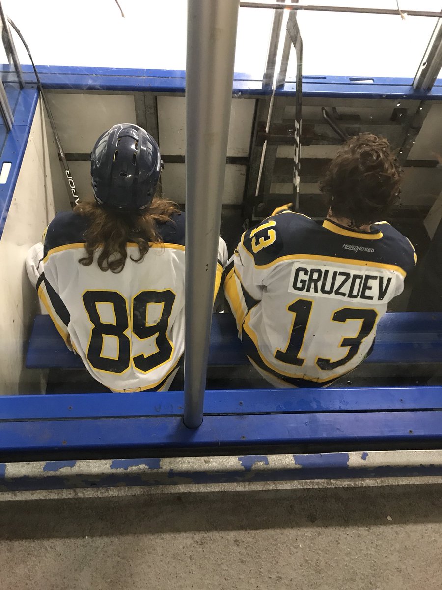 NotTheFlyers's tweet photo. “A Russian and Jesus walk into the box” https://t.co/dgS8SKkFp4