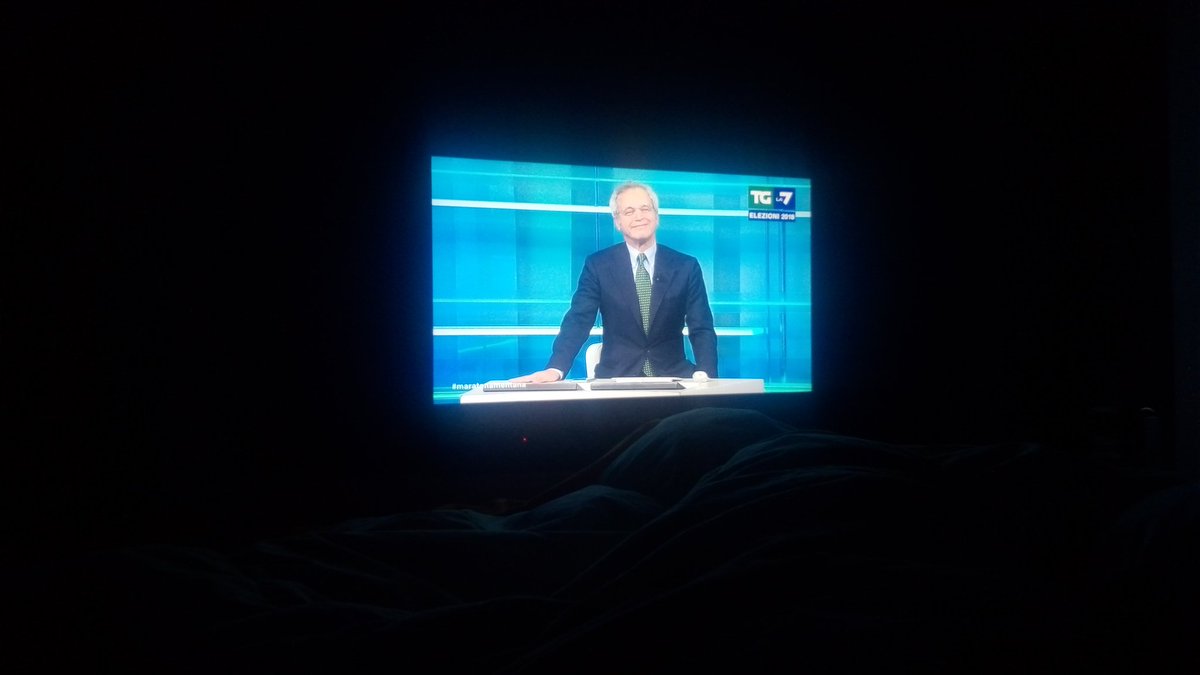 sybilcarbone's tweet photo. #maratonamentana una certezza...non  vedo l'ora di svegliarmi domani mattina, per vederlo sfatto e senza voce 😂😂! 
Mentana uno di noi ♥️ https://t.co/zf1MFOn8DC