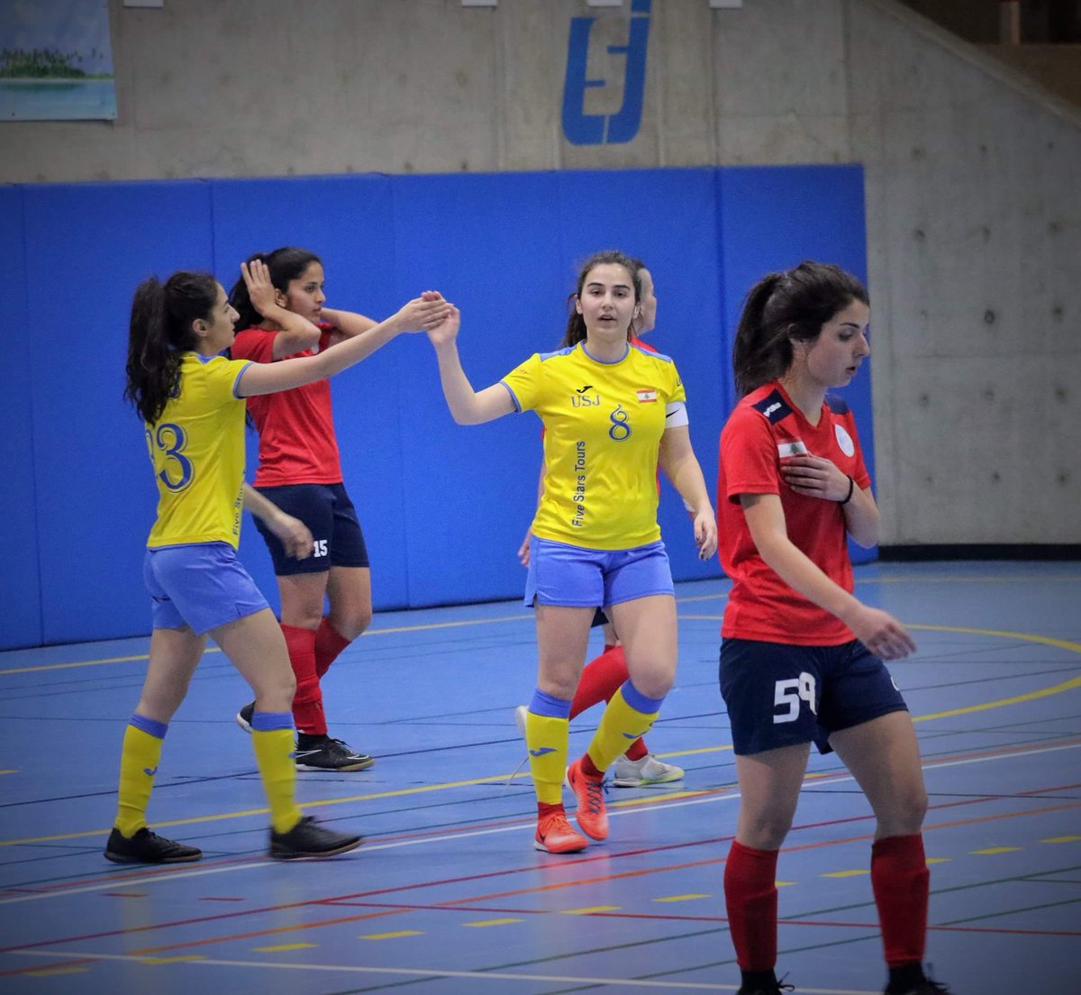 USJFutsalClub's tweet photo. #Lebanesefutsal Women's Division 1 Championship : 
USJ Club 1875 Vs. AUST Club : 3 - 3 https://t.co/18yj48Pfe4