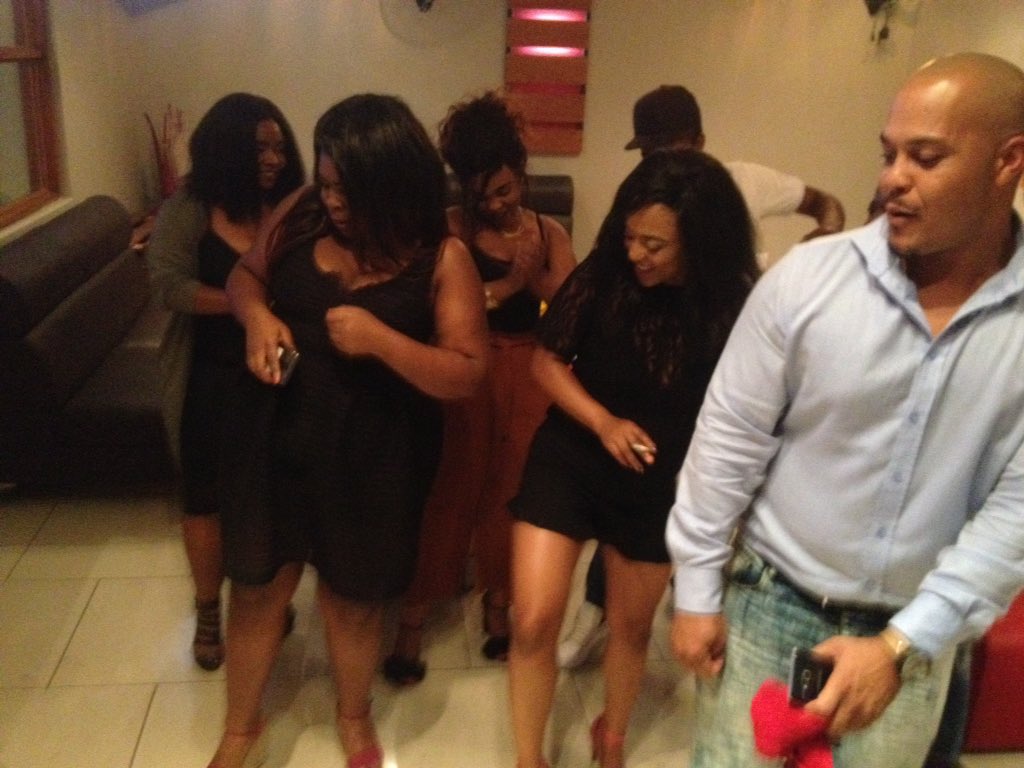 statuslounge1's tweet photo. # SundaySessions  #statuslife https://t.co/MYlywuIT9d