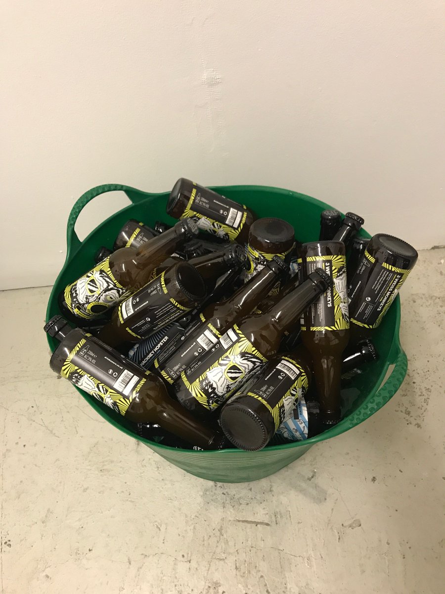 ACornerWith's tweet photo. Thank you million times to @LdnFldsBrewery for their kind support of beers for the opening of @y_kametani show at A Corner With. The best beer in town! x https://t.co/f5hJkXtEp5