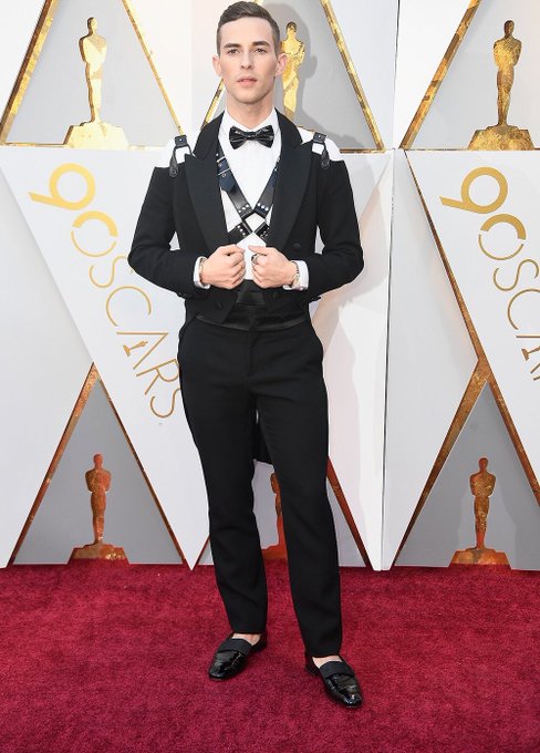 View image on Twitter