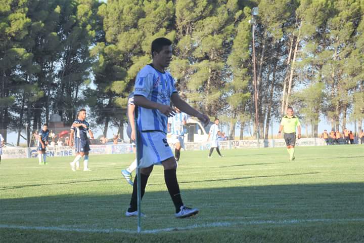Soldemayoficial's tweet photo. #LRF #PrimerFinal
Deportivo Villalonga 4-1 Sol de Mayo
Gol SDM: Diego Galvan
Vamos sol!!! No pasa nada , a seguir!☀️💙⚽ https://t.co/kpLmquCwqp