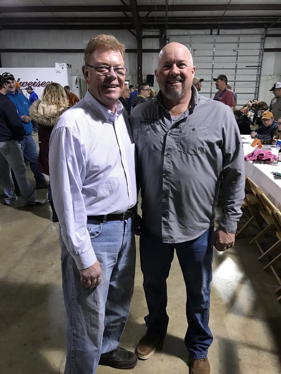 CraigRedmon's tweet photo. Yesterday evening I attended the Adair County Whitetails Unlimited event at the NEMO fair grounds. It was a lot of fun, they had some amazing hunting equipment up for raffle, and I was so proud to see them honor our veterans and youth! https://t.co/z1TDTRMr6o