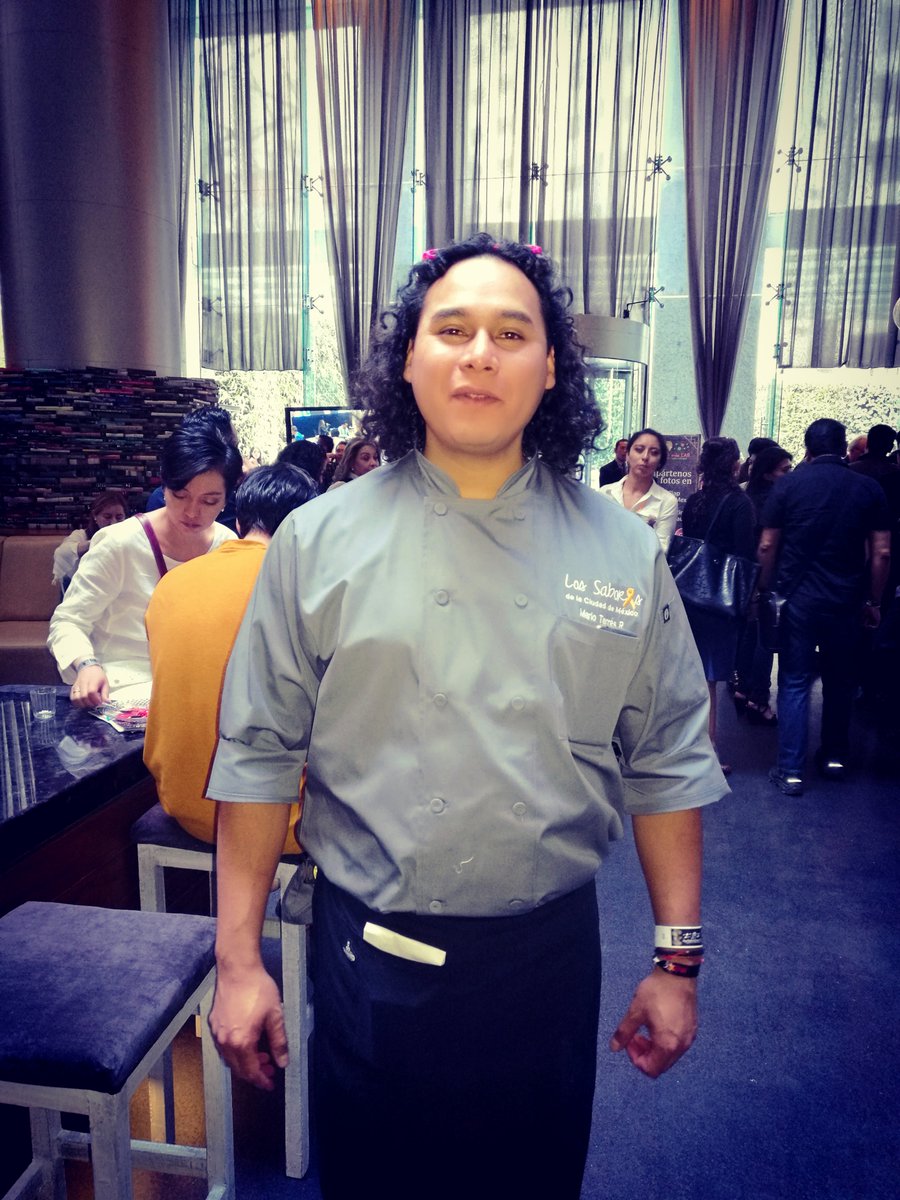 chefworksmx's tweet photo. que gusto encontrarme a buenos amigos apoyando una gran causa @ANSeRiap @SaboresCdMex https://t.co/gRswwyM8NP