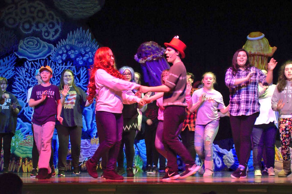LeRoy_CSD's tweet photo. 4️⃣ days away from opening night‼️
This year’s production of The Little Mermaid will hit our stage at 6pm on March 8, 9, & 10!
🎟 are on sale:
🧜♀️ https://t.co/DokgYSTZ3o
Or in our main office!
#LRMermaid🧜♀️
#HotTicket🔥
📸D. Dessert https://t.co/S8iDLYgM2W