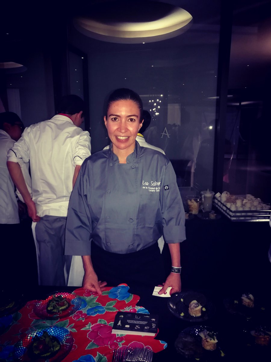 chefworksmx's tweet photo. gracias por apoyar una gran causa @ANSeRiap @SaboresCdMex https://t.co/AjP3OjtPOI
