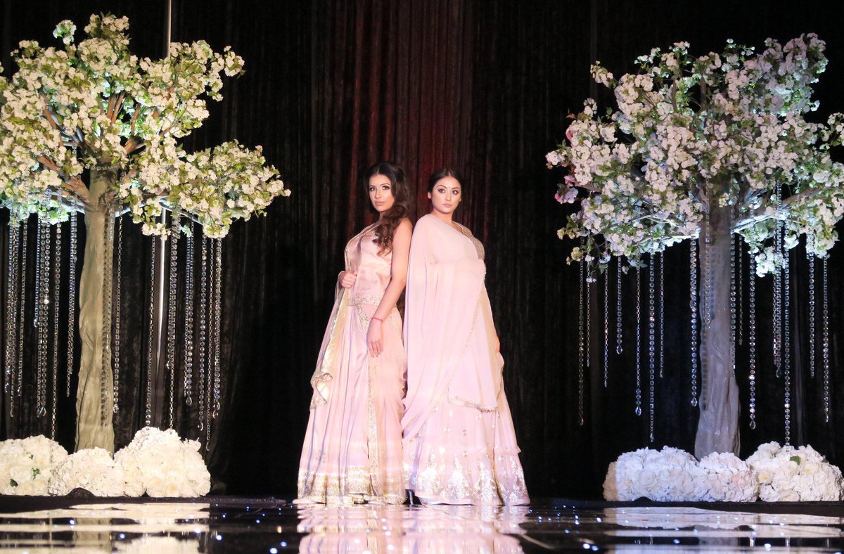 Armaan_DBG's tweet photo. Pretty in pink! 😍

#YVR #Vancouver #SurreyBC #DeltaBC #Bridal #Wedding #Lakme #ManishMalhotra #Sabyasachi #NYFW #Bollywood #Indian #Fashion #IndianOutfit #IndianWedding #Wedding #Jewelry #FashionDesigner #WhiteRockBC #RichmondBC #PriyankaChopra #DeepikaPadukone https://t.co/3z5v8Wsmwq