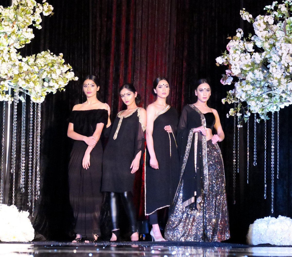 Armaan_DBG's tweet photo. ✨ Black on black, on black.. with a mix of glitz &amp; glam ✨

#YVR #Vancouver #SurreyBC #DeltaBC #Bridal #Wedding #Lakme #ManishMalhotra #Sabyasachi #NYFW #Bollywood #Indian #Fashion #IndianOutfit #IndianWedding #Wedding #Jewelry #FashionDesigner #WhiteRockBC #RichmondBC https://t.co/2E7GOkScrx