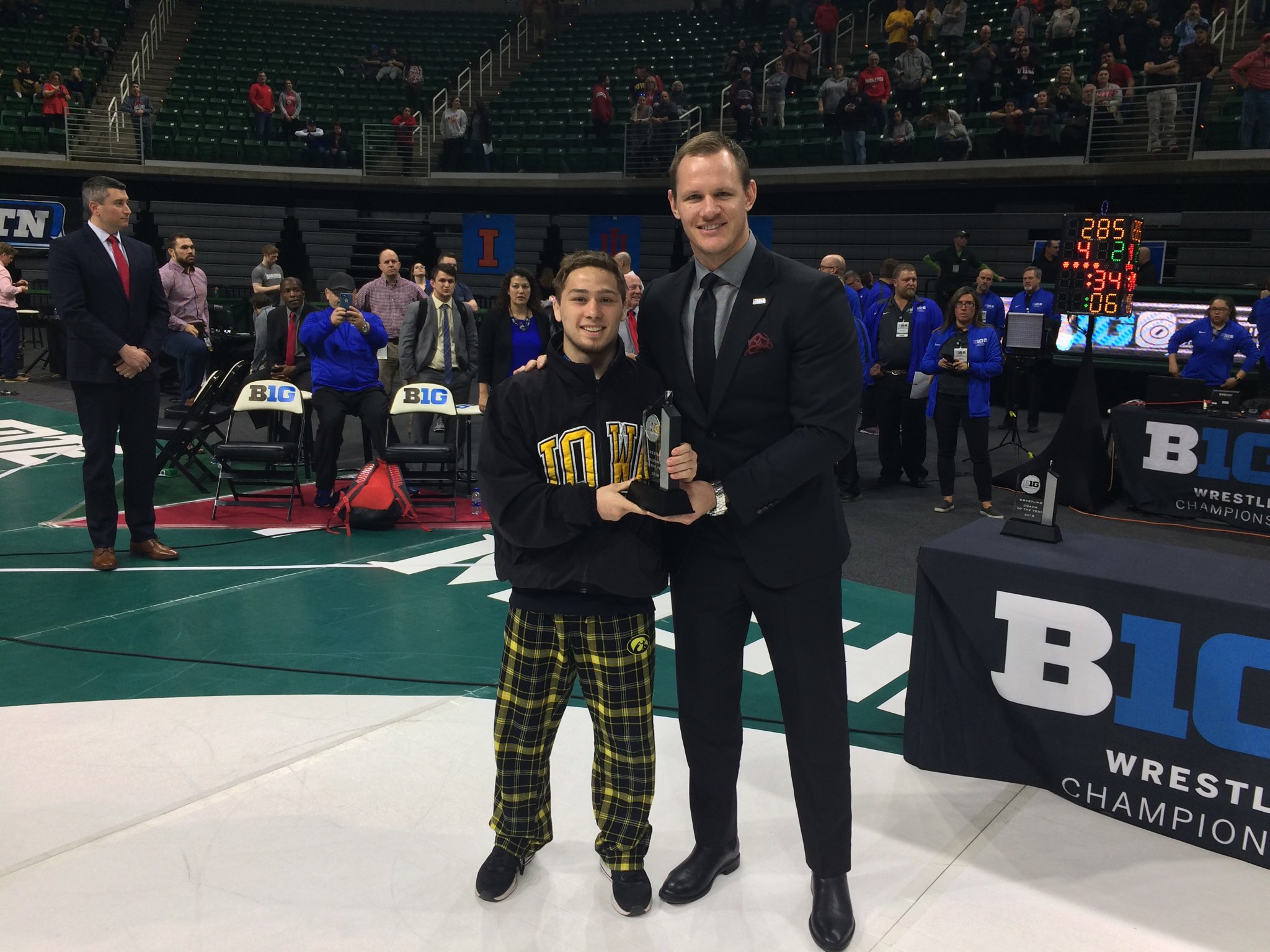 The Daily Iowan  Excuses are for wusses Spencer Lee wins third  consecutive national title after yearlong wait