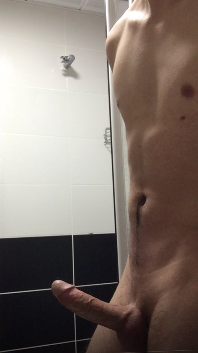 Buda adminin yarrağı 😁😘 Dm bekliyorum