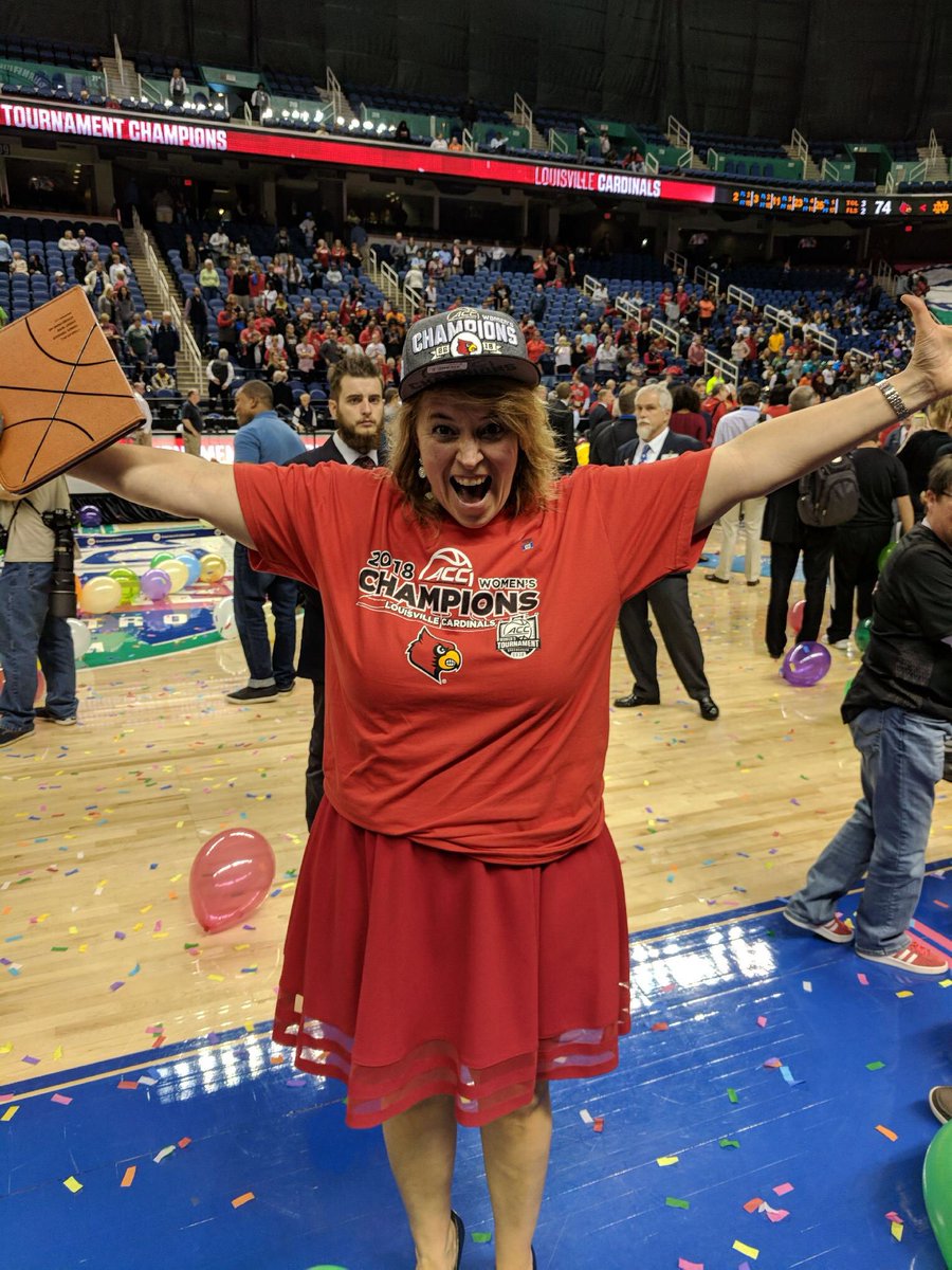 KYDerbyDiva's tweet photo. @UofLWBB I want this for my 2018 #KYDERBYDIVA hat @KentuckyDerby - Congrats to the #lady #Cards @accwbb #ACC #Championship #GoCards #L1CF https://t.co/ux9duiHasm