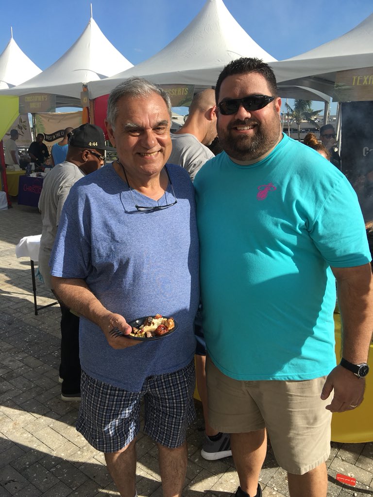 jsantiago61's tweet photo. Best part of my Sunday...Meeting Papi! @HQonESPN @LeBatardShow @ThatGuyZo #PapiLebatard #YouDontGetTheShow #GreatestCubanFatherOnTV https://t.co/O0BHKxtx3L