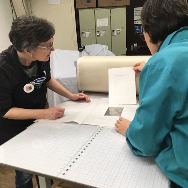 BFactoryArts's tweet photo. Great Green Printing Workshop with Donna Stewart at Button Factory Arts!! With student Lisa McTavish revealing her first print.
#print #prints #printmaking #printmaker #printmakers #printmakersofinstagram #etching #etch #etched #buttonfactoryarts #button… https://t.co/G97L4bBHPd https://t.co/cGHhiXDLPR