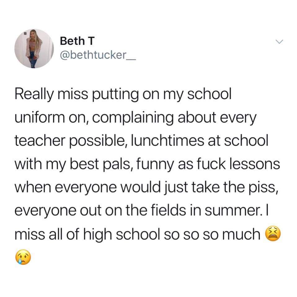 Kinishaa's tweet photo. Am I the only who couldn't get away quick enough🤔😂 https://t.co/Ld8jjPCQEm