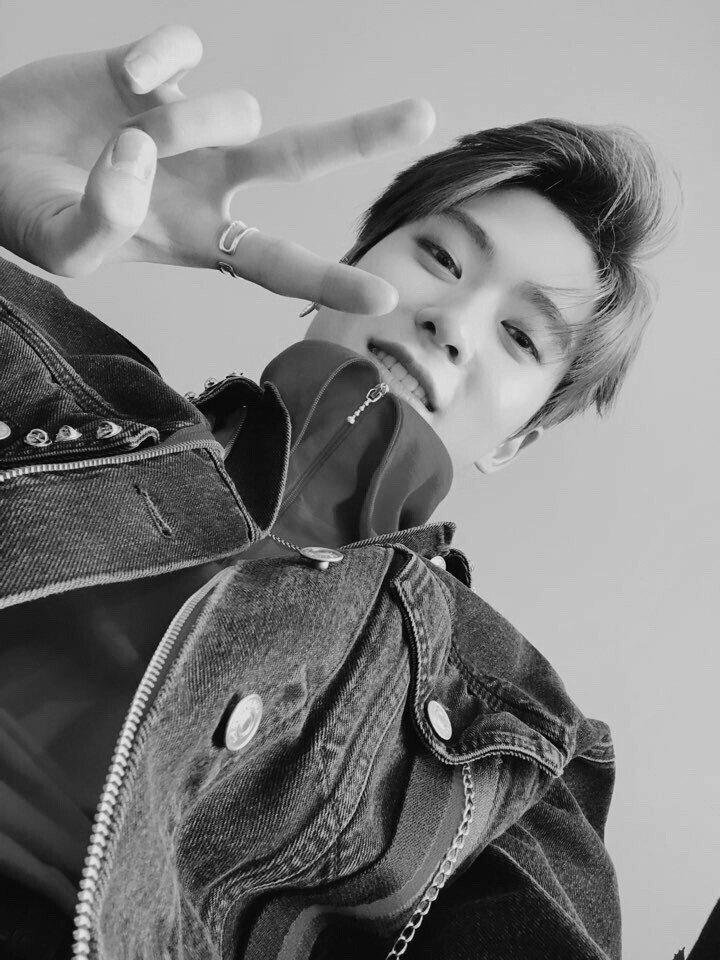 BaseNct's tweet photo. • Jaehyun 

@097YOONOH https://t.co/yiQJ8GSDFg