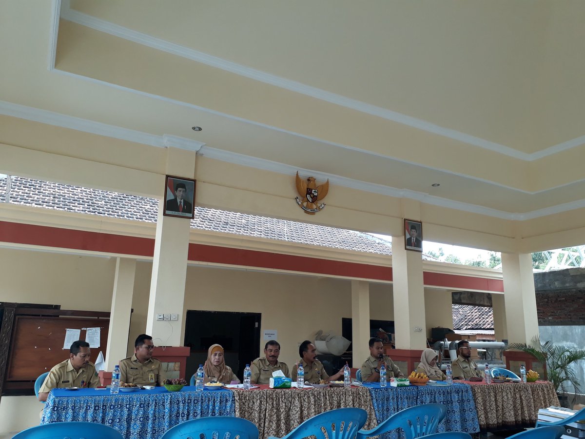 kec_tarik's tweet photo. Monitoring dan evalusai Inspektorat kab. Sidoarjo 
#ManfaatDanaDesa 
#PadatKaryaTunai 
@HdReef 
@DewantoAndry 
@EkoSandjojo 
@jokowi 
@P3MDSidoarjoKab 
@TarikKecamatan 
@tppindonesia 
#tppijawatimur 
#PendampingDesa 
#kecamatantarik https://t.co/w9RHmNjJkJ