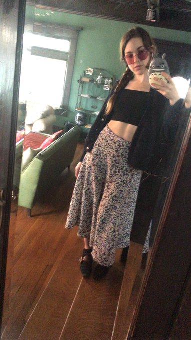 Back in LA 🌿 https://t.co/twCOobziwr<a href="/tag/nuevafotodeperfil"class="tags"><span>#nuevafotodeperfil</span></a>
