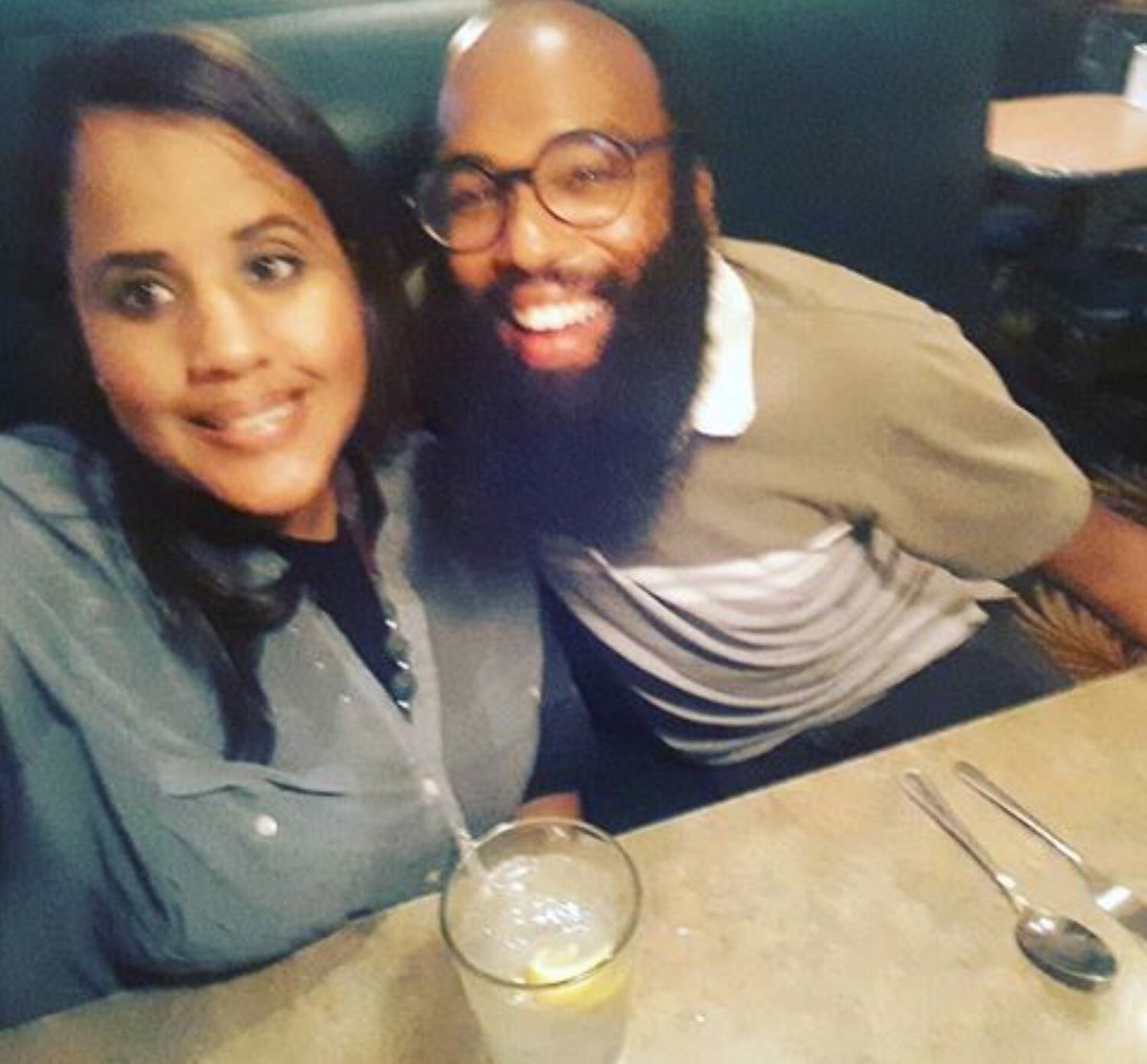 classicalhsaa's tweet image. Odile Perez ‘02 and Anthony Green ‘02 recently met up in Tampa, FL to celebrate over 20 years of friendship!#chsfamily