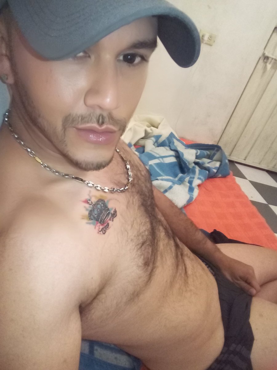 RivillasJavier's tweet photo. Buenas Noches Twiteros https://t.co/B97ohiUQns