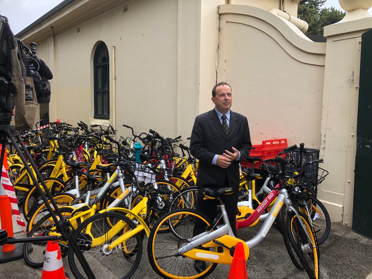 Over 40 dockless bikes impounded in 3 hours by <a href="/WaverleyCouncil/">Waverley Council</a> staff. All networks present: <a href="/abcnews/">ABC News</a>, <a href="/Channel7/">Channel 7</a>, <a href="/Channel9/">Channel9</a>, and @channelten at media conference held by Mayor <a href="/ClJohnWakefield/">John Wakefield</a> today.