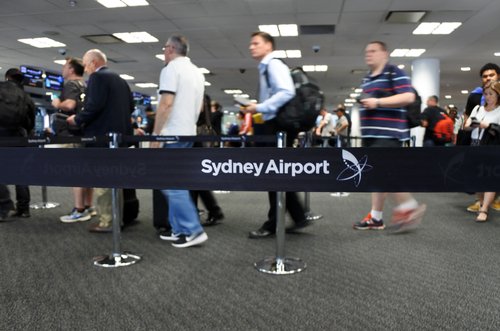 Study_INTNL's tweet photo. International students are still applying to Australian universities even though it's harder for them to get jobs https://t.co/TRXZlxdERU #STSOL #MLTSSL https://t.co/YzPbI2Ba1S
