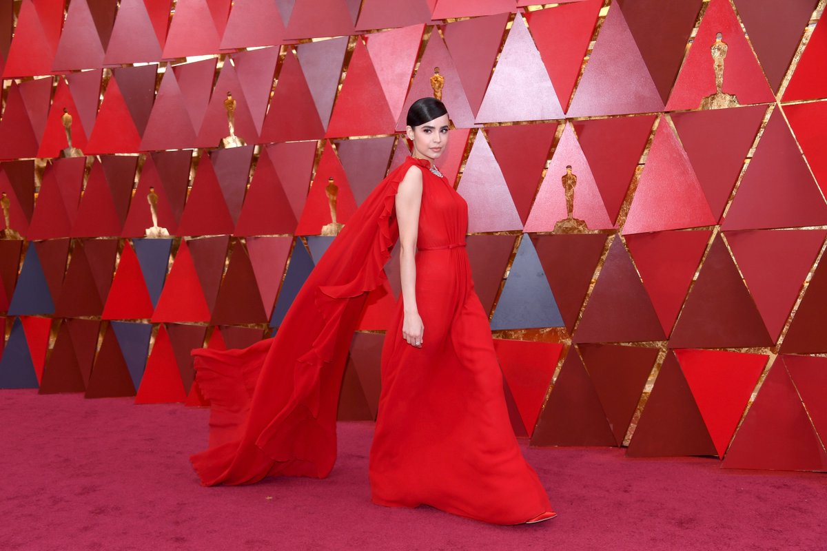Z100NewYork's tweet photo. No caption needed @SofiaCarson we are Speechless😱❤️#oscars (📸 @gettyimages) https://t.co/PTo7jYXpj2
