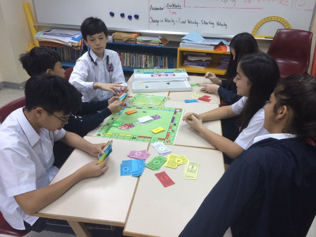 Zander_Lyvers's tweet photo. Teaching concepts of capitalism and socialism through Monopoly. I’ve always wanted to try this! https://t.co/5BwfSTxHSg