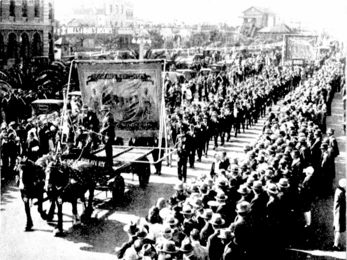 The #LabourDay procession marching along #WellingtonStreet in #Perth circa 1929. Western Mail; 9 May 1929; Page 63.