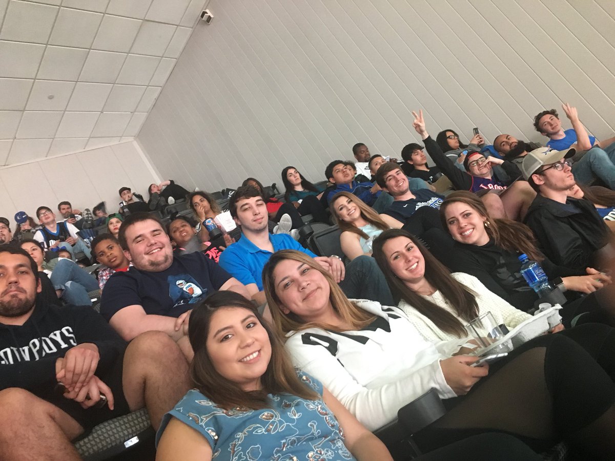 UNT_SMA's tweet photo. Out here at the Mavs game!!!#joinsma https://t.co/CNfuTPVWt6