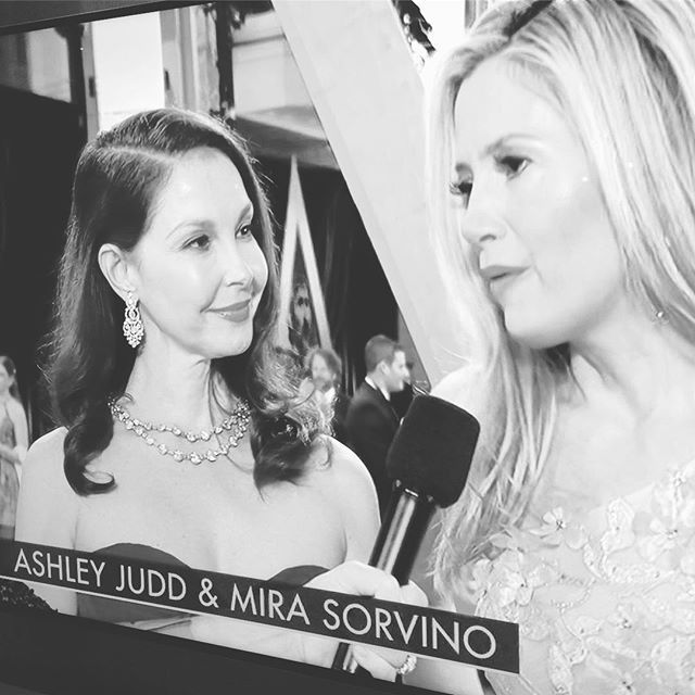 CoachBill007's tweet photo. Great words from Mira Sorvino and Ashley Judd. Both ladies, accomplished artists of the best caliber, spoke up for all women on the sexual harassment and professional exclusion they experienced as a consequence of refuting big-time movie producer #Harvey… https://t.co/D8yfK9dqGE https://t.co/eTc7bsWj5H