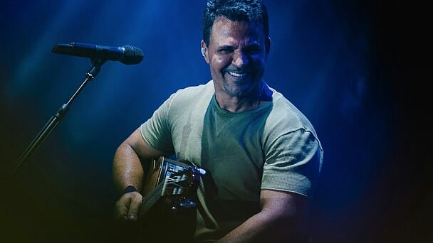 EC_meuDiamante's tweet photo. fotos do show em Betim/MG✅ do @eduardocosta ! #PartageShopping #ECPraSempre #EduardoCosta #ECNaFazenda #Saudade https://t.co/In2OM1lsuR