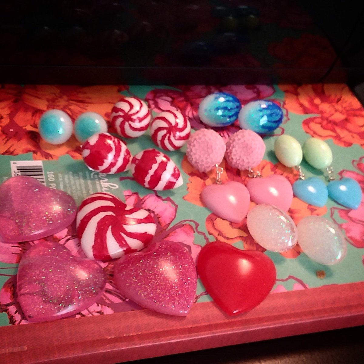 etsy.com/people/whitney…