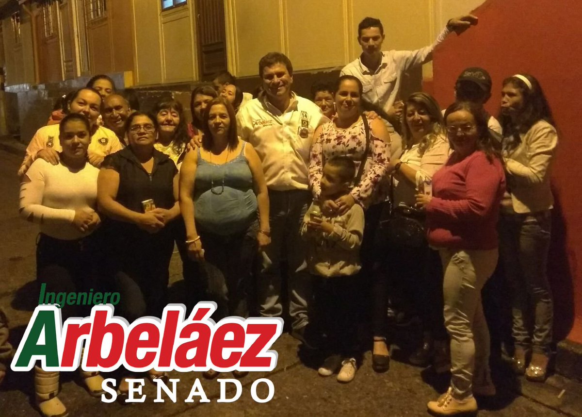 jorgearbelaezh's tweet photo. Compartiendo con las familias del barrio el Nevado en Manizales.
#Caldassimeimporta #AlianzaVerde #Política #Cambio #Colombiasimeimporta #ColombiaPresente #AmbienteyElecciones2018 #ColombiaElige #CaldasElige #VamosConTodaIngeniero #ColombiaDecide #EleccionesColombia https://t.co/TVRgLzDEeG